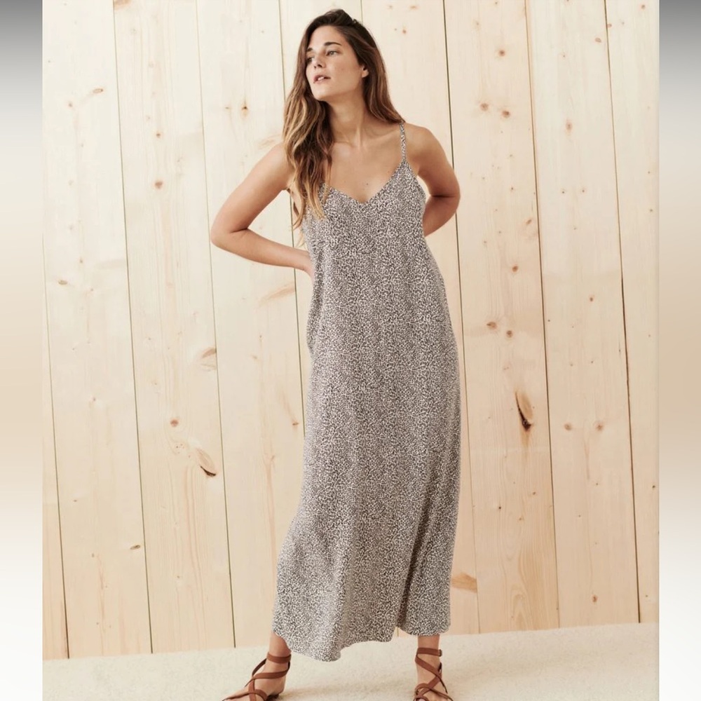 Jenni Kayne Gray and White Sleeveless Maxi Dress